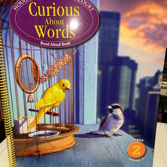 Houghton Mifflin Harcourt Curious about Words Read aloud Book & Teacher Manual - Picture 3 of 10